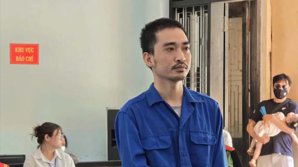 Bia chuyện là con nuôi giám đốc công an tỉnh