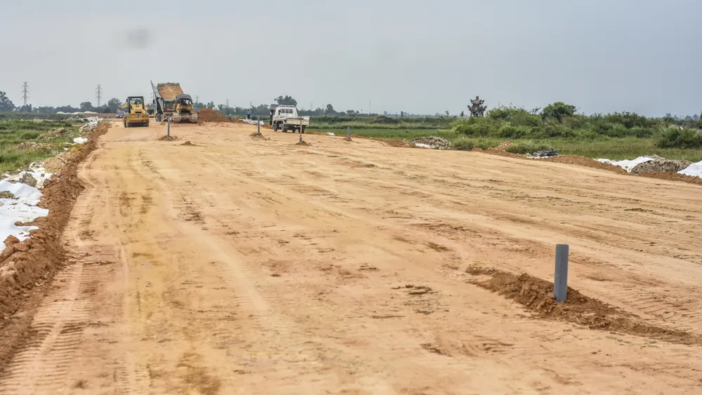 can-canh-con-duong-duoc-nguoi-dan-quang-tri-mong-cho-truoc-nguy-co-cham-tien-do (17).jpg