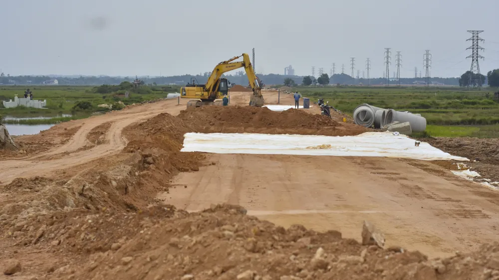 can-canh-con-duong-duoc-nguoi-dan-quang-tri-mong-cho-truoc-nguy-co-cham-tien-do (22).jpg