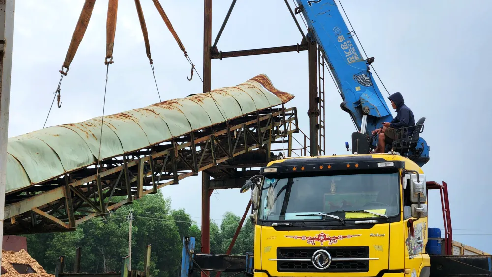 thao-diem-nghen-cuoi-cung-tren-cao-toc-van-ninh-cam-lo-doan-qua-quang-tri (18).jpg