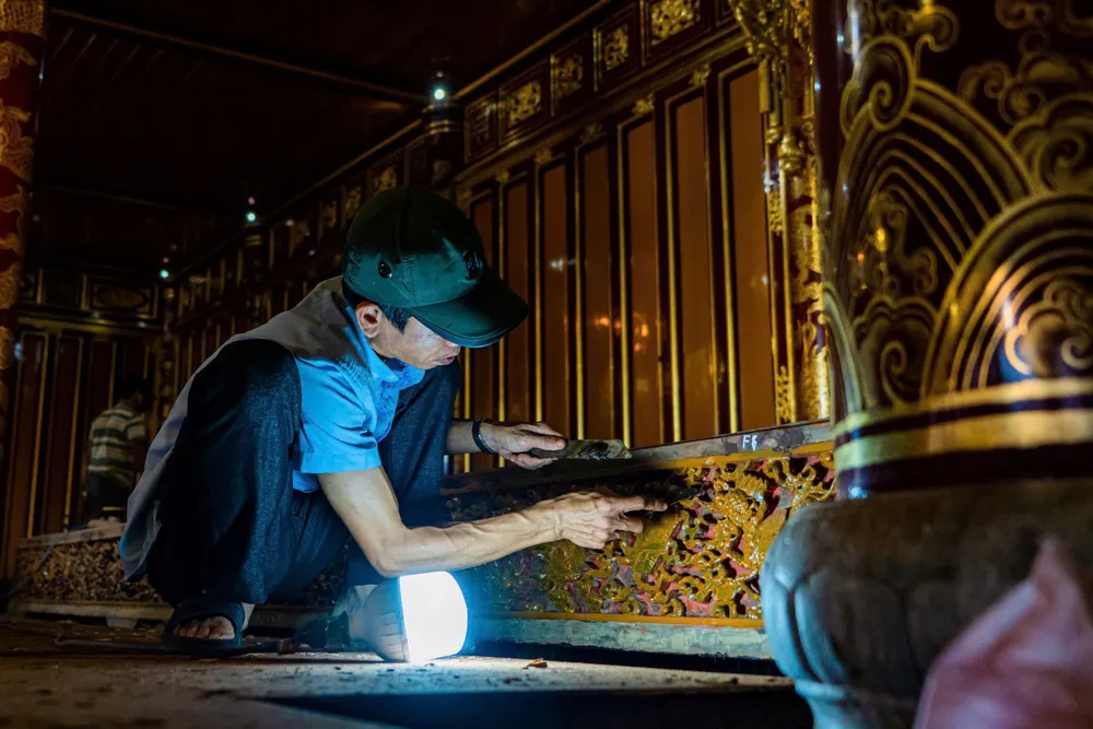 dien-thai-hoa-long-lay-sau-khi-trung-tu (2).jpg