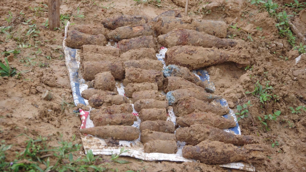 phát hiện hầm đạn