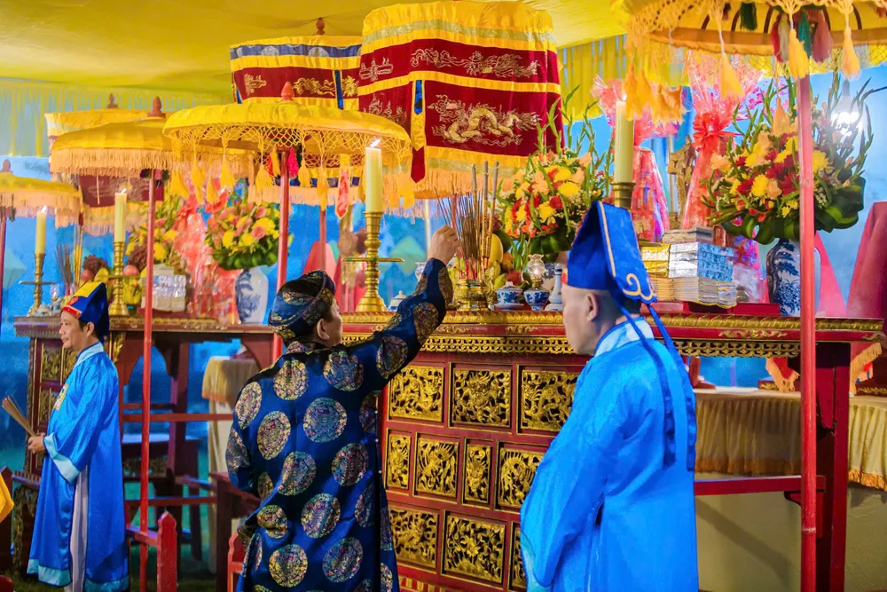 trang-nghiem-le-te-xa-tac-o-hue (24).jpg