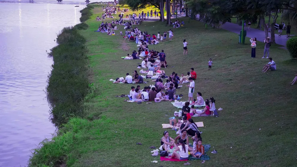 giai-nhiet-chat-tho-ben-bo-song-huong (8).jpg