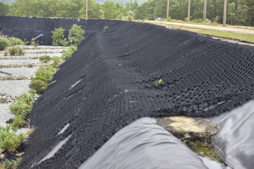 ngon-ngang-du-an-xu-ly-rac-trong-diem-tai-hue-sau-7-nam-khoi-cong (14).jpg