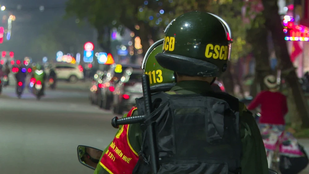 bat-14-nguoi-mang-kiem-nhat-lo-dien-bang-trom-xe-may (2).jpg