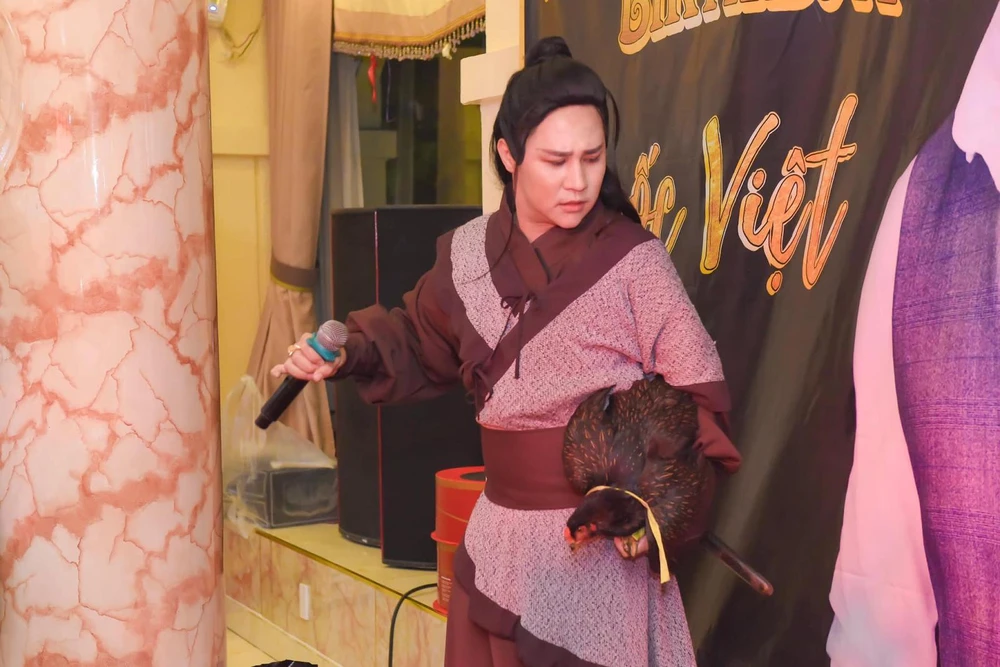 Tham gia nhiều dự án nghệ thuật, nhưng Hoàng Phi vẫn chưa để lại nhiều dấu ấn với khán giả. Ảnh: FBNV. Tham gia nhiều dự án nghệ thuật, nhưng Hoàng Phi vẫn chưa để lại nhiều dấu ấn với khán giả. Ảnh: FBNV.