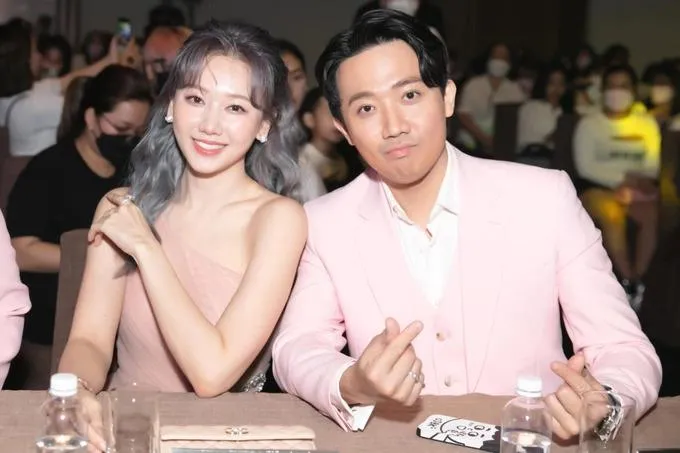 Những ngày qua Trấn Thành và Hari Won vướng phải tin đồn rạn nứt, đổ vỡ hôn nhân. Ảnh: FBNV. Những ngày qua Trấn Thành và Hari Won vướng phải tin đồn rạn nứt, đổ vỡ hôn nhân. Ảnh: FBNV.