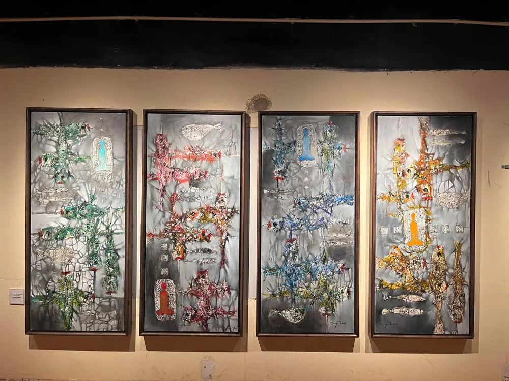 Tác phẩm của hoạ sĩ Đức Huy. Ảnh: VĂN HÀ.