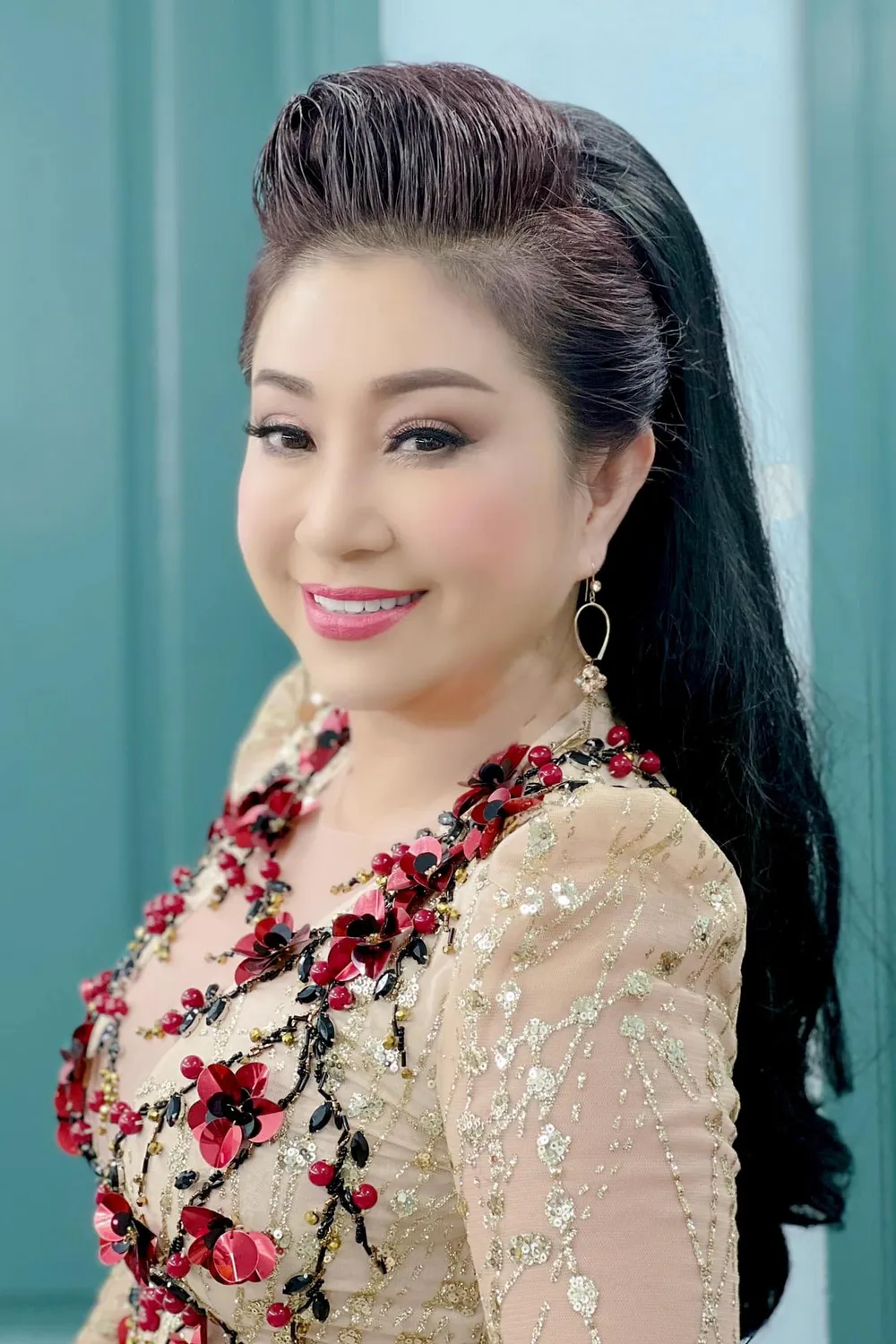 NSƯT Thoại Mỹ cùng NSƯT Lê Thiện, Thanh Nguyệt, Ngọc Khanh, Kim Dung và Linh Huyền được đề xuất xem lại kết quả xét duyệt NSND. Ảnh: NVCC.