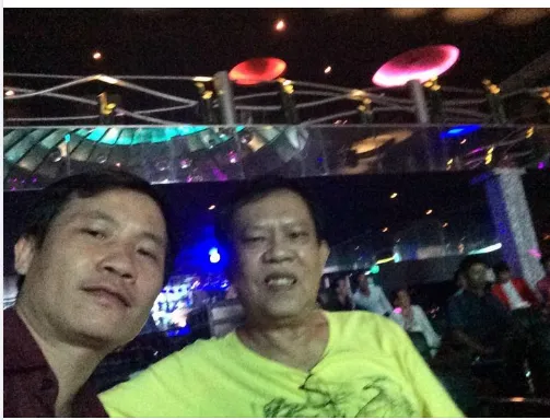 Nhạc sĩ Nguyễn Quang Long và cố nhạc sĩ Vinh Sử. Ảnh: FBNV Nhạc sĩ Nguyễn Quang Long và cố nhạc sĩ Vinh Sử. Ảnh: FBNV