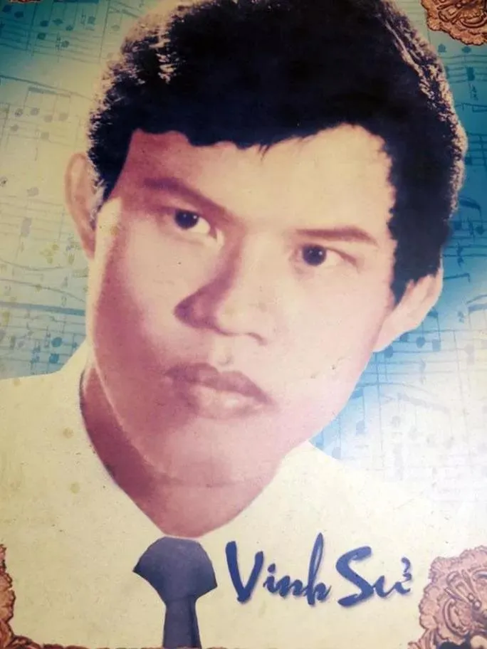 "Vua nhạc sến" Vinh Sử thời trẻ. Ảnh: TL. "Vua nhạc sến" Vinh Sử thời trẻ. Ảnh: TL.