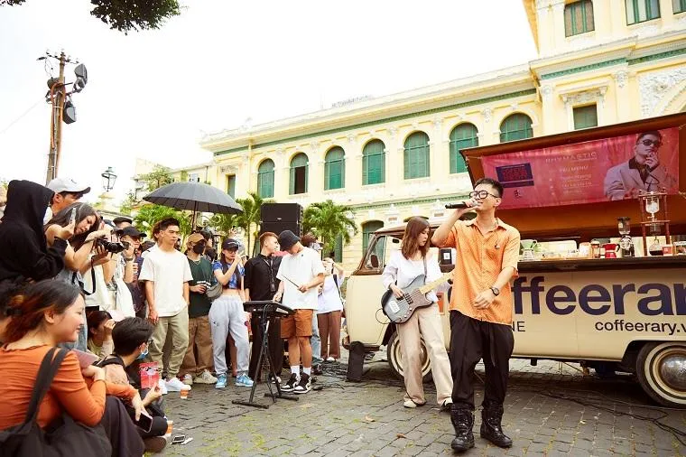 Sự kiện thu hút sự quan tâm của đông đảo khán giả vào sáng Chủ nhật. Ảnh: BTC