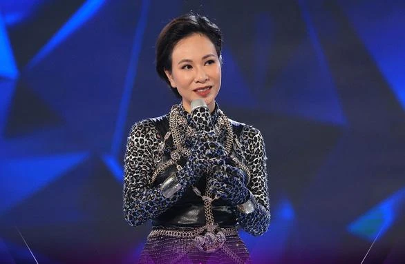 Uyên Linh dừng chân tại tập 13 chương trình Ca sĩ mặt nạ. Ảnh: BTC.