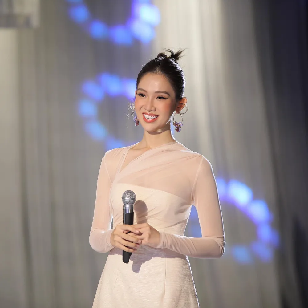 Hoa hậu chuyển giới Đỗ Nhật Hà tham gia &quot;Gương mặt truyền hình - The TVFACE&quot; 2022. Ảnh: FBNV