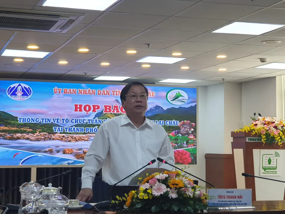 Ông Tống Phước Hải, Phó chủ tịch thường trực Ủy ban nhân dân tỉnh Lai Châu chia sẻ tại họp báo. Ảnh: HÀ NGUYỄN Ông Tống Phước Hải, Phó chủ tịch thường trực Ủy ban nhân dân tỉnh Lai Châu chia sẻ tại họp báo. Ảnh: HÀ NGUYỄN