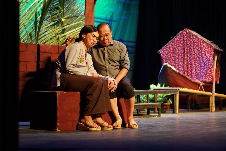 Diễn viên Minh Dự trong vở Ngược gió. Ảnh: NSCC