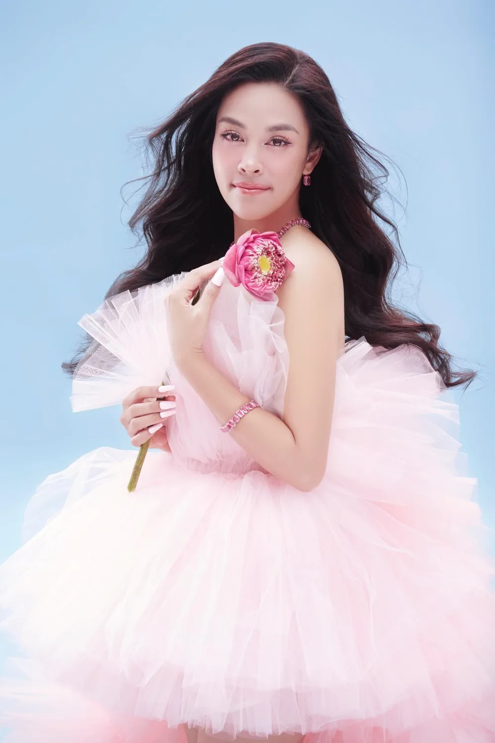 Osen Ngọc Mai sẽ song ca cùng tượng đài âm nhạc thế giới Babyface tại Hò dô. Ảnh: NSCC Osen Ngọc Mai sẽ song ca cùng tượng đài âm nhạc thế giới Babyface tại Hò dô. Ảnh: NSCC