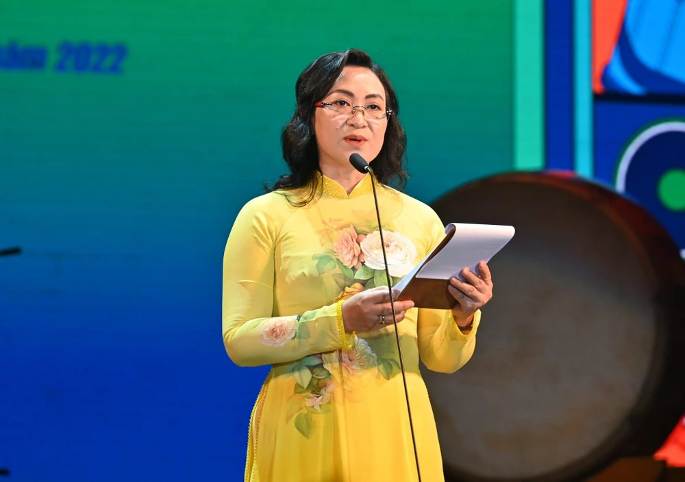 Bà Phan Thị Thắng phát biểu tại buổi lễ. Ảnh: HÀ NGUYỄN