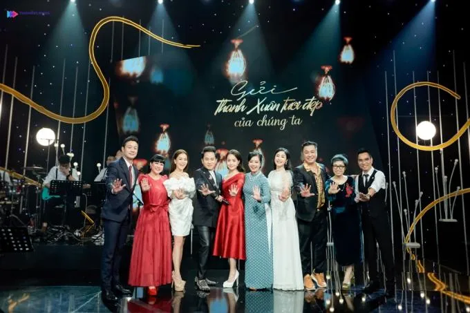 Dàn khách mời tham gia chương trình Gala &quot;Thanh xuân tươi đẹp&quot;.