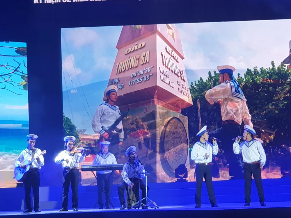 Tiết mục &quot;Sức sống Trường Sa&quot;. Ảnh: H.N
