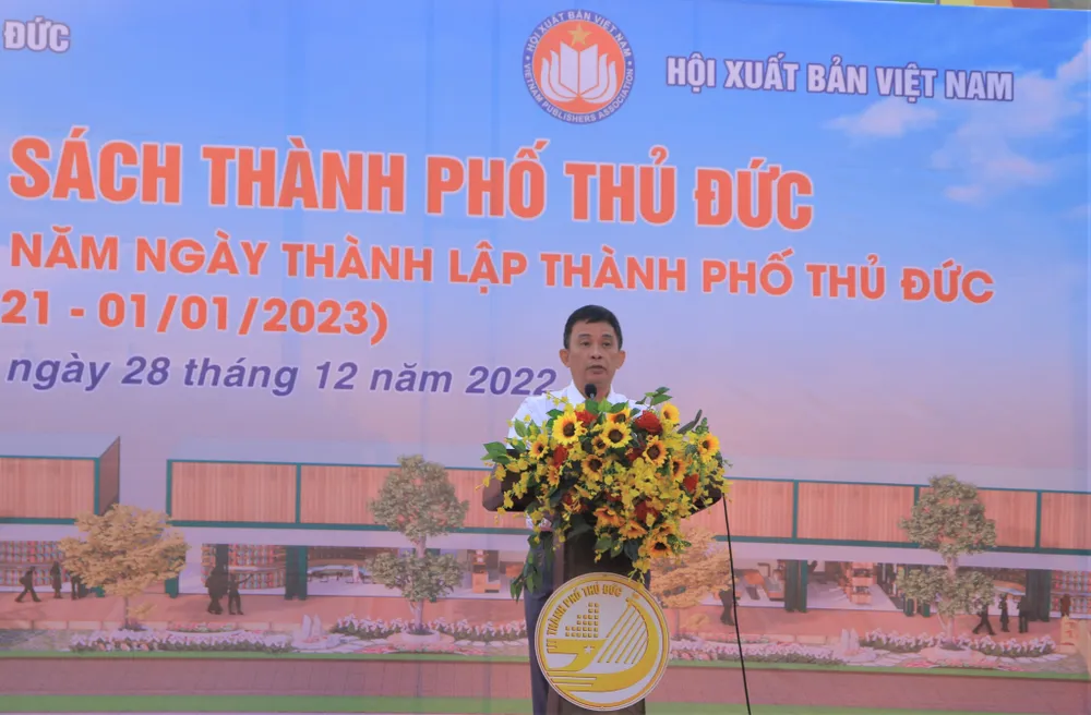 Ông Nguyễn Kỳ Phùng, Phó Chủ tịch UBND TP Thủ Đức phát biểu tại buổi lễ. Ảnh: VÕ THƠ Ông Nguyễn Kỳ Phùng, Phó Chủ tịch UBND TP Thủ Đức phát biểu tại buổi lễ. Ảnh: VÕ THƠ