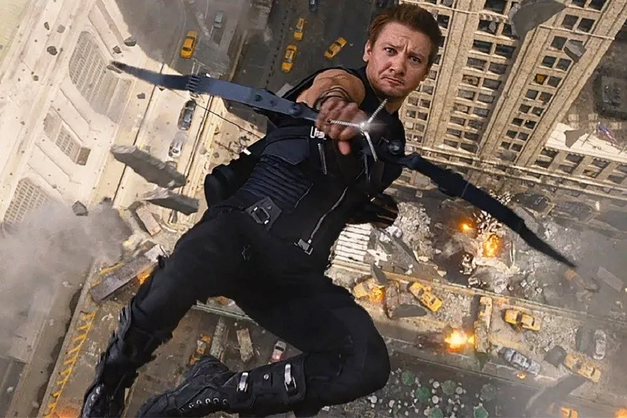 Jeremy Renner trong một cảnh quay của vũ trụ Marvel. Ảnh: TL Jeremy Renner trong một cảnh quay của vũ trụ Marvel. Ảnh: TL
