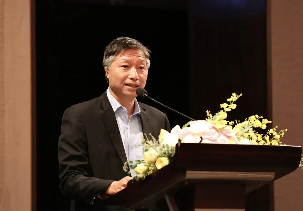 Ông Nguyễn Đông Hòa, Phó Tổng Giám đốc Tổng công ty Du lịch Sài Gòn phát biểu tại họp báo. Ảnh: TRƯỜNG GIANG. Ông Nguyễn Đông Hòa, Phó Tổng Giám đốc Tổng công ty Du lịch Sài Gòn phát biểu tại họp báo. Ảnh: TRƯỜNG GIANG.