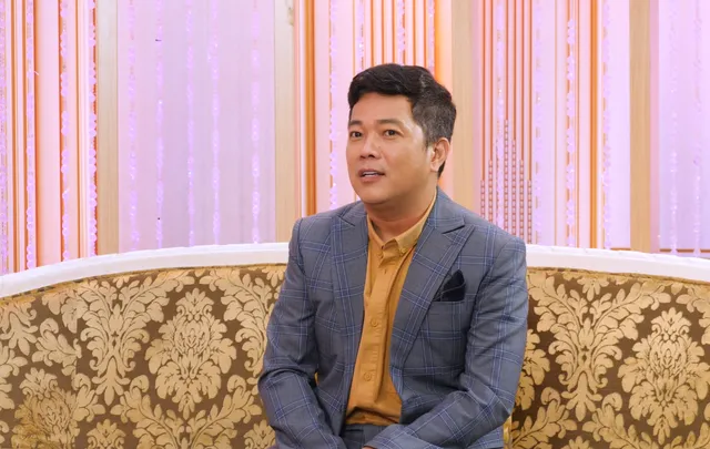 NS Hoàng Mèo trong chương trình &quot;Đời nghệ sĩ&quot;. Ảnh: NSX