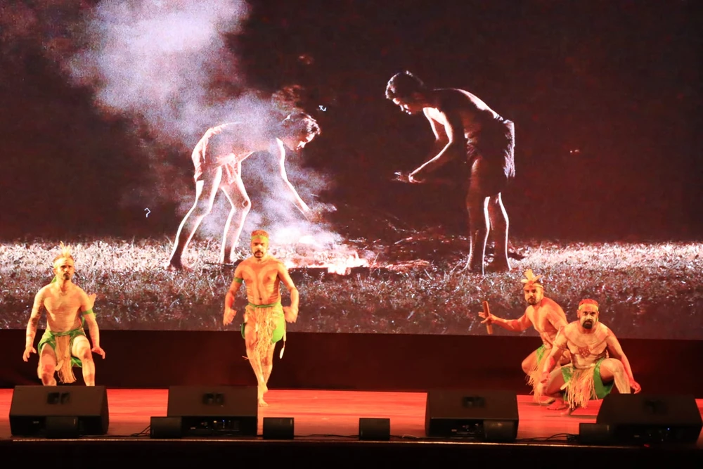 Đêm nhạc "Come Together" kỷ niệm 50 năm thiết lập quan hệ ngoại giao Việt Nam- Australia. Ảnh: HÀ NGUYỄN