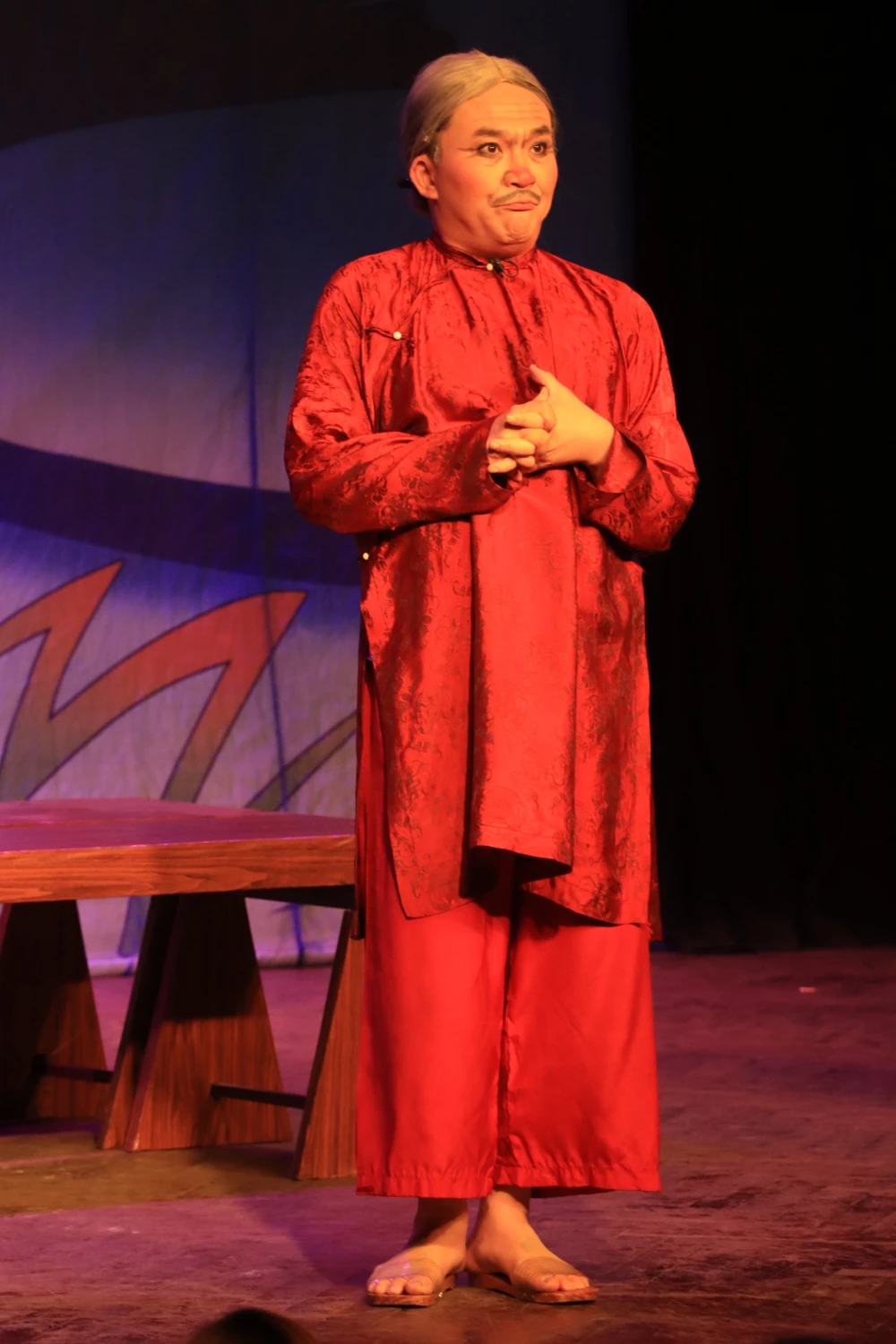 Đại Nghĩa vào vai ông Mạnh trong "Thuốc đắng dã tật". Ảnh: HÀ NGUYỄN