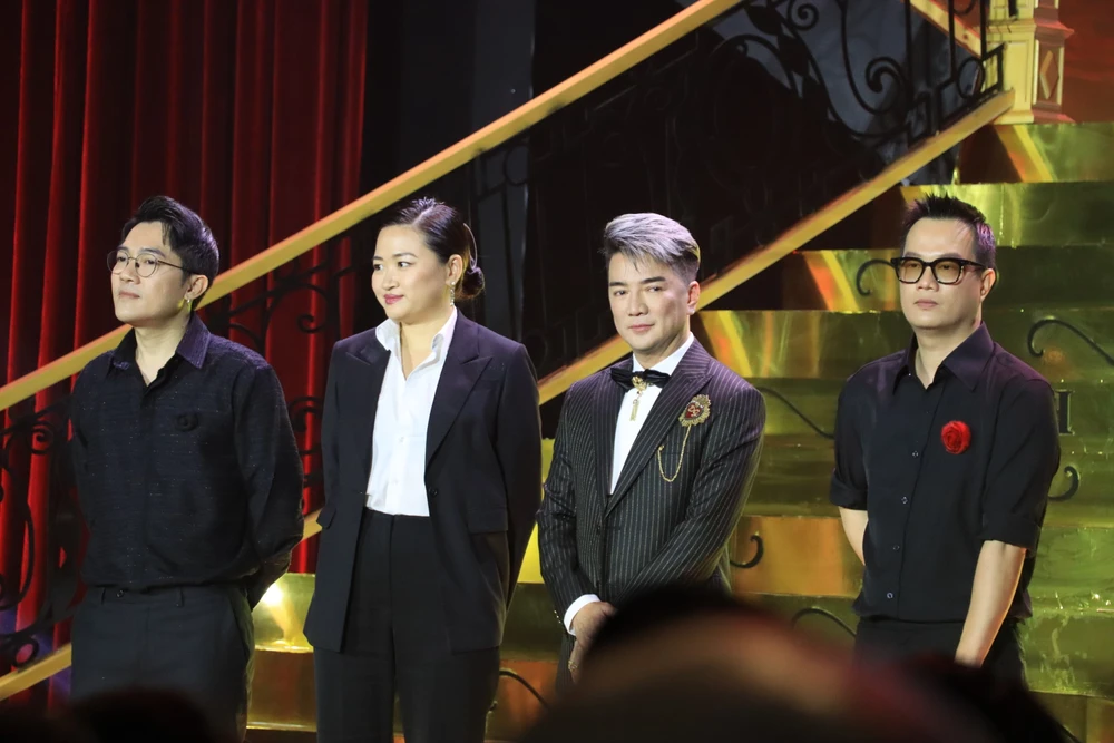 Từ trái sang: Nam Cito, Hà Đỗ, Đàm Vĩnh Hưng, Bảo Nhân