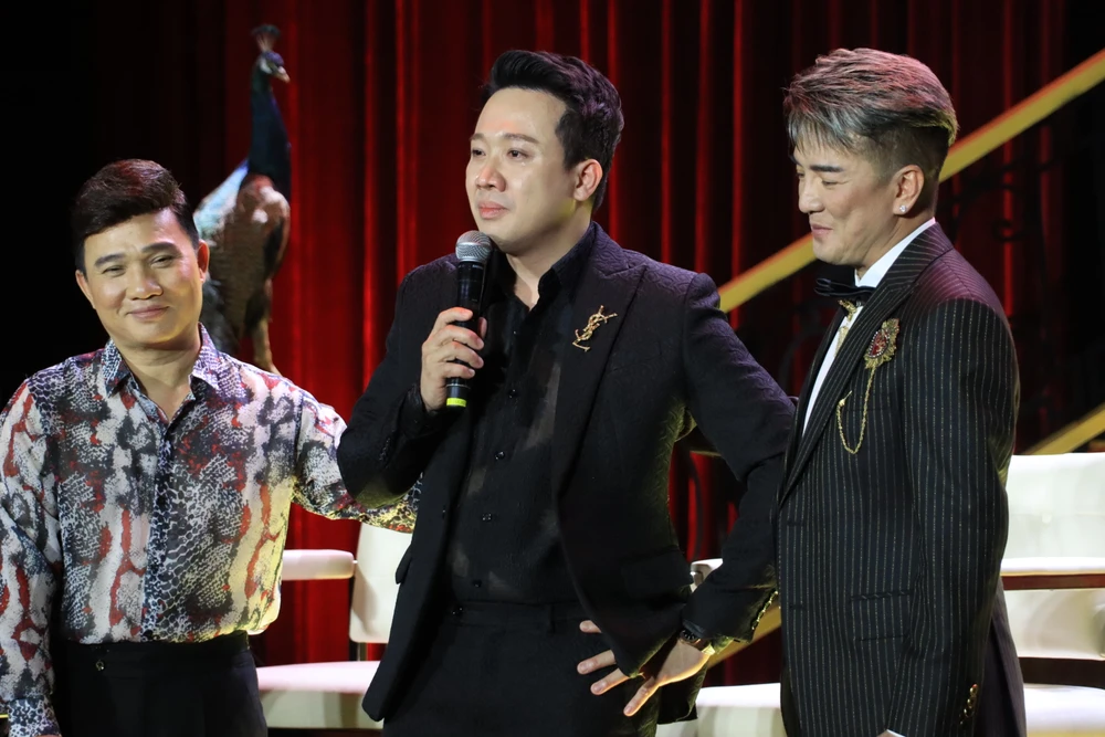 Trấn Thành nghẹn ngào khi nói về áp lực sau hào quang sự nổi tiếng. Ảnh: HÀ NGUYỄN