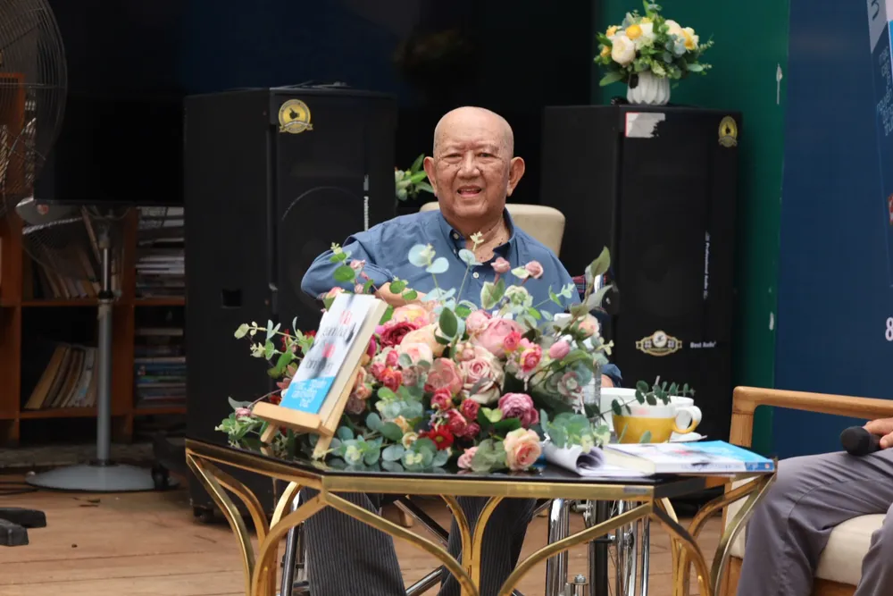 Nghệ sĩ, nhà văn Mạc Can