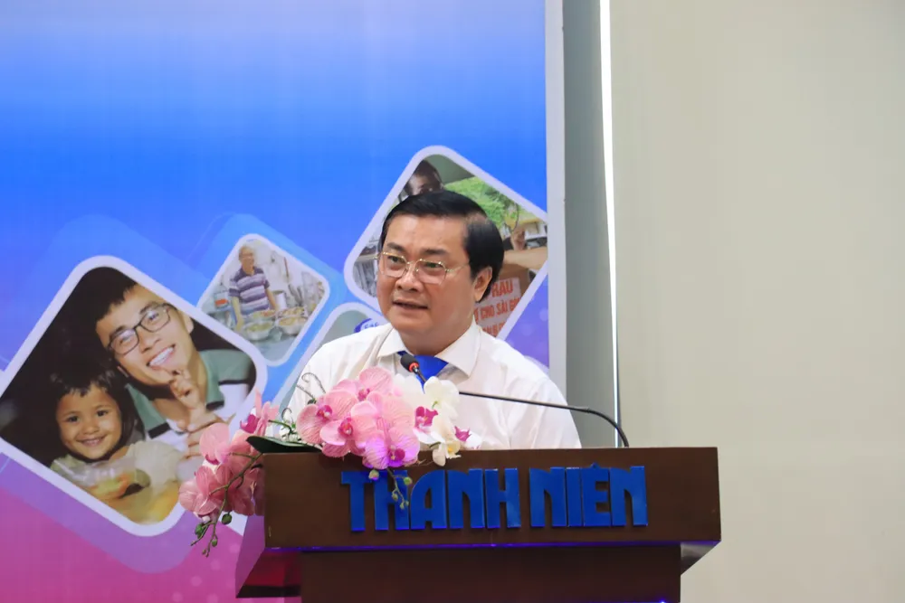 Ông Nguyễn Ngọc Toàn, TBT báo Thanh Niên phát biểu tại buổi lễ Ông Nguyễn Ngọc Toàn, TBT báo Thanh Niên phát biểu tại buổi lễ