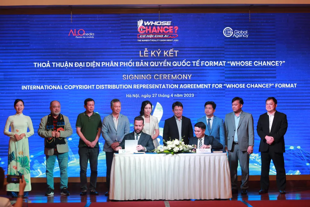 Tại sự kiện đã diễn ra Lễ ký kết Thỏa thuận đại diện phân phối bản quyền quốc tế format “Whose Chance?”giữa Alo Media và Global Agency. Ảnh: BTC Tại sự kiện đã diễn ra Lễ ký kết Thỏa thuận đại diện phân phối bản quyền quốc tế format “Whose Chance?”giữa Alo Media và Global Agency. Ảnh: BTC