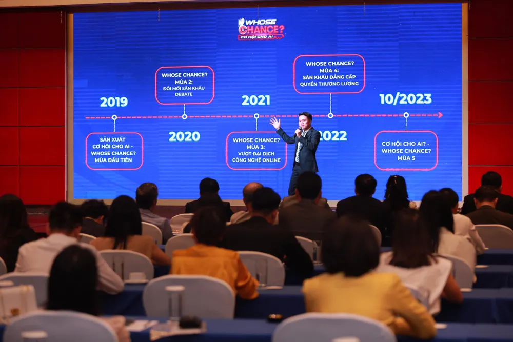 "Cơ hội cho ai?" sẽ trở lại mùa 5 và có format quốc tế. Ảnh: BTC "Cơ hội cho ai?" sẽ trở lại mùa 5 và có format quốc tế. Ảnh: BTC