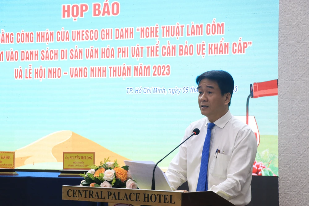 Ông Nguyễn Long Biên, Phó Chủ Tịch UBND Tỉnh Ninh Thuận phát biểu. Ảnh: HÀ NGUYỄN