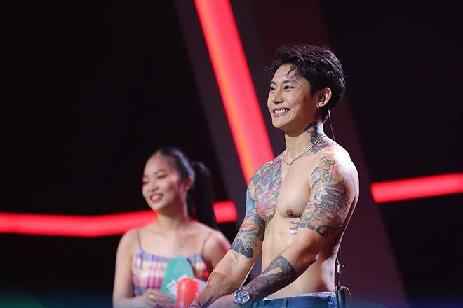 NPAK là người chuyển giới từ nữ sang nam. Ảnh: NSX