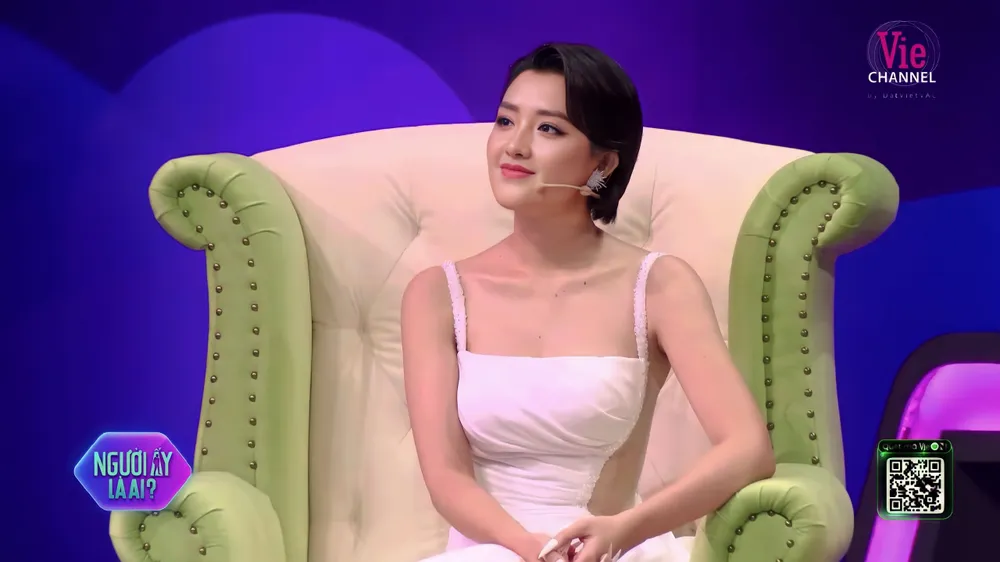 Quản Hân xuất hiện xinh đẹp trong chương trình Người ấy là ai tập 4. Ảnh: NVCC