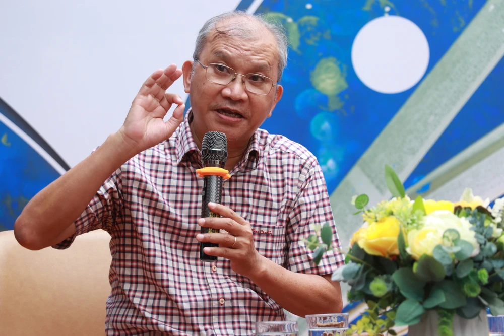 Tác giả Dương Thành Truyền.