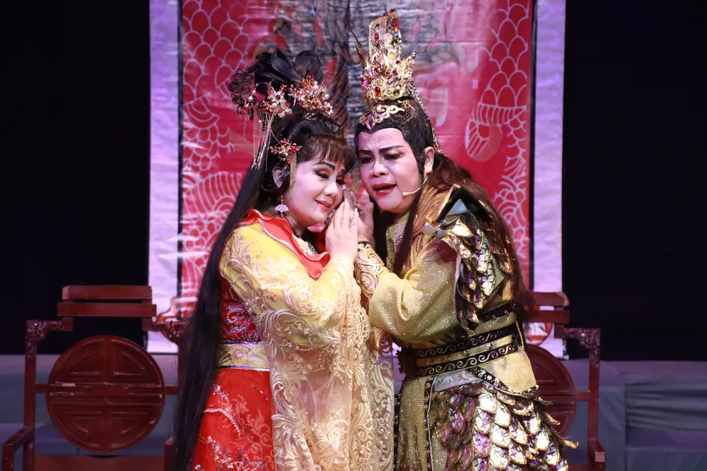 Tú Sương và Kim Nhuận Phát (vai Dương Tôn Bảo) trong lớp diễn thứ nhất.