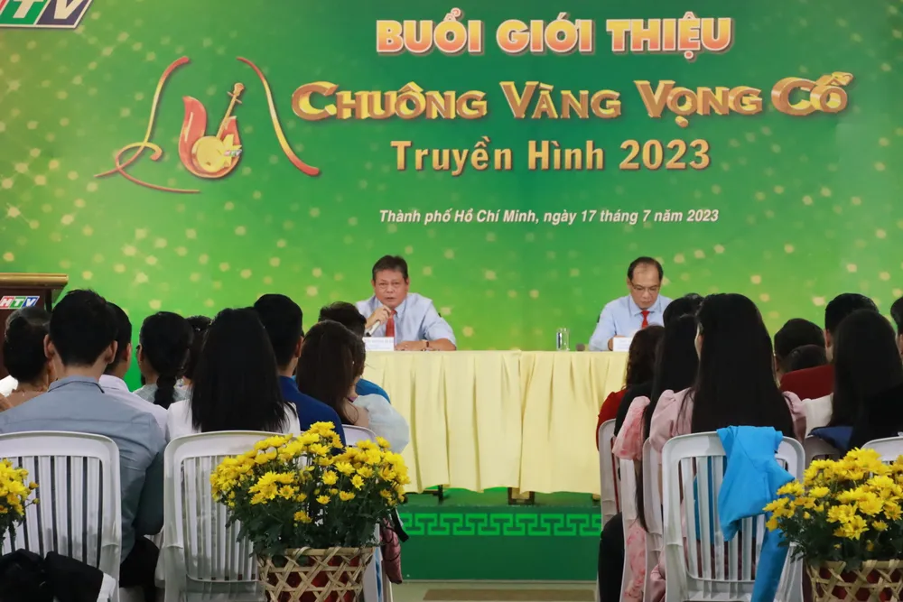 Quang cảnh buổi họp báo giới thiệu chương trình. Ảnh: VĂN HÀ