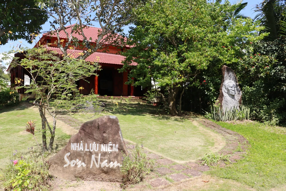 Nhà lưu niệm Sơn Nam tại Mỹ Tho, Tiền Giang. Ảnh: VĂN HÀ