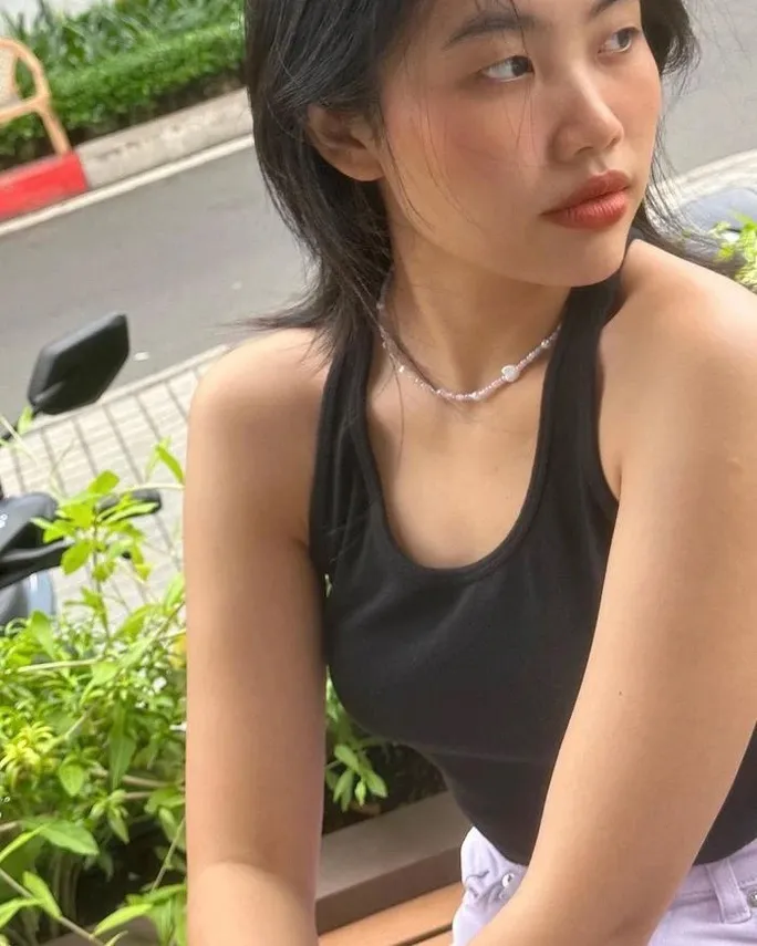 Phương Mỹ Chi đăng ảnh và tự nhận "người đẹp tay đô". Ảnh: FBNV Phương Mỹ Chi đăng ảnh và tự nhận "người đẹp tay đô". Ảnh: FBNV