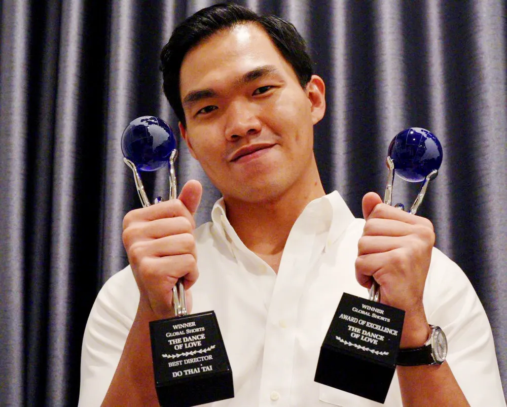 William Đỗ Thắng giải Global Short 2022. Ảnh: NVCC william-do.jpg