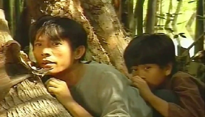 Út Lục Lâm (Trung Dân) và bé An (Hùng Thuận) dat-phuong-nam2.jpg