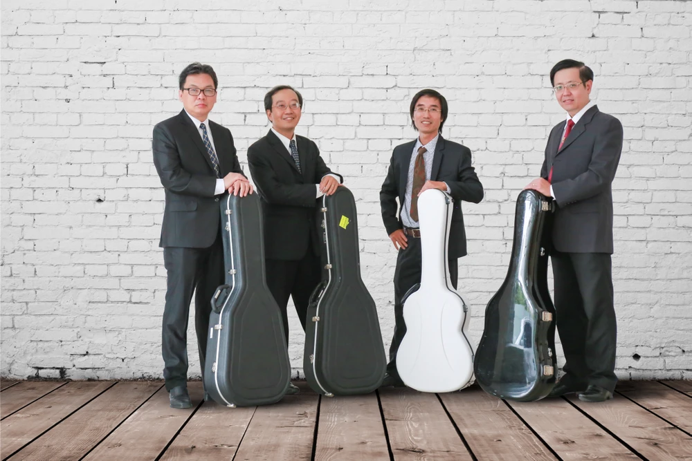 saigon-guitar-quartet.jpg