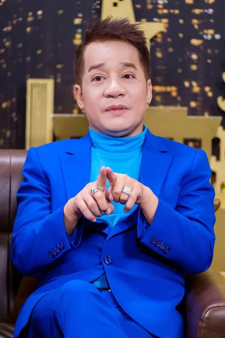 Do vi phạm quy định, Minh Nhí phải thôi dạy và bị cấm diễn 6 tháng. Nam diễn viên thừa nhận việc anh bị kỷ luật là đúng. Ảnh: NSX minh-nhi.jpg