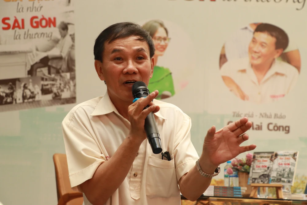 Nhớ về lý do bắt đầu tìm hiểu và viết về Sài Gòn, tác giả Cù Mai Công cho rằng "khi chúng ta yêu ai thì chúng ta tìm cách tìm hiểu họ"... Ảnh: VĂN HÀ cu-mai-cong-4014.jpg